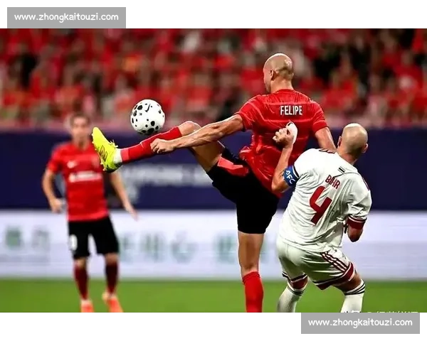 球迷强烈不满球队表现多次失望声浪不断引发热议